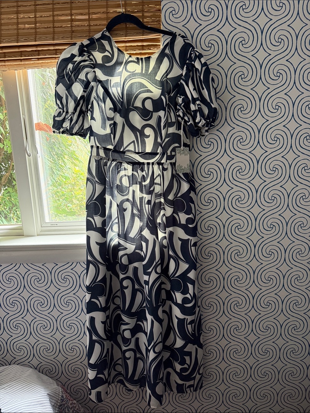 Tuckernuck Hyacinth House Wilhelmina puff sleeve maxi NWT - Picture 3 of 3